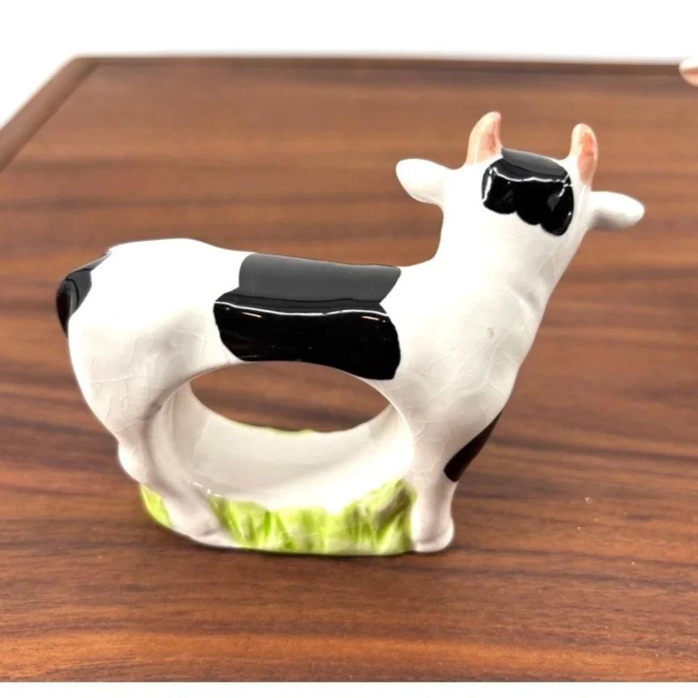 Ceramic Cow Napkin Rings Set of 4 Black & White Farmhouse Country Table Decor